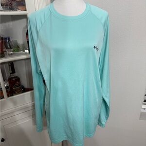 Columbia Men's Light Blue Long Sleeve Shirt